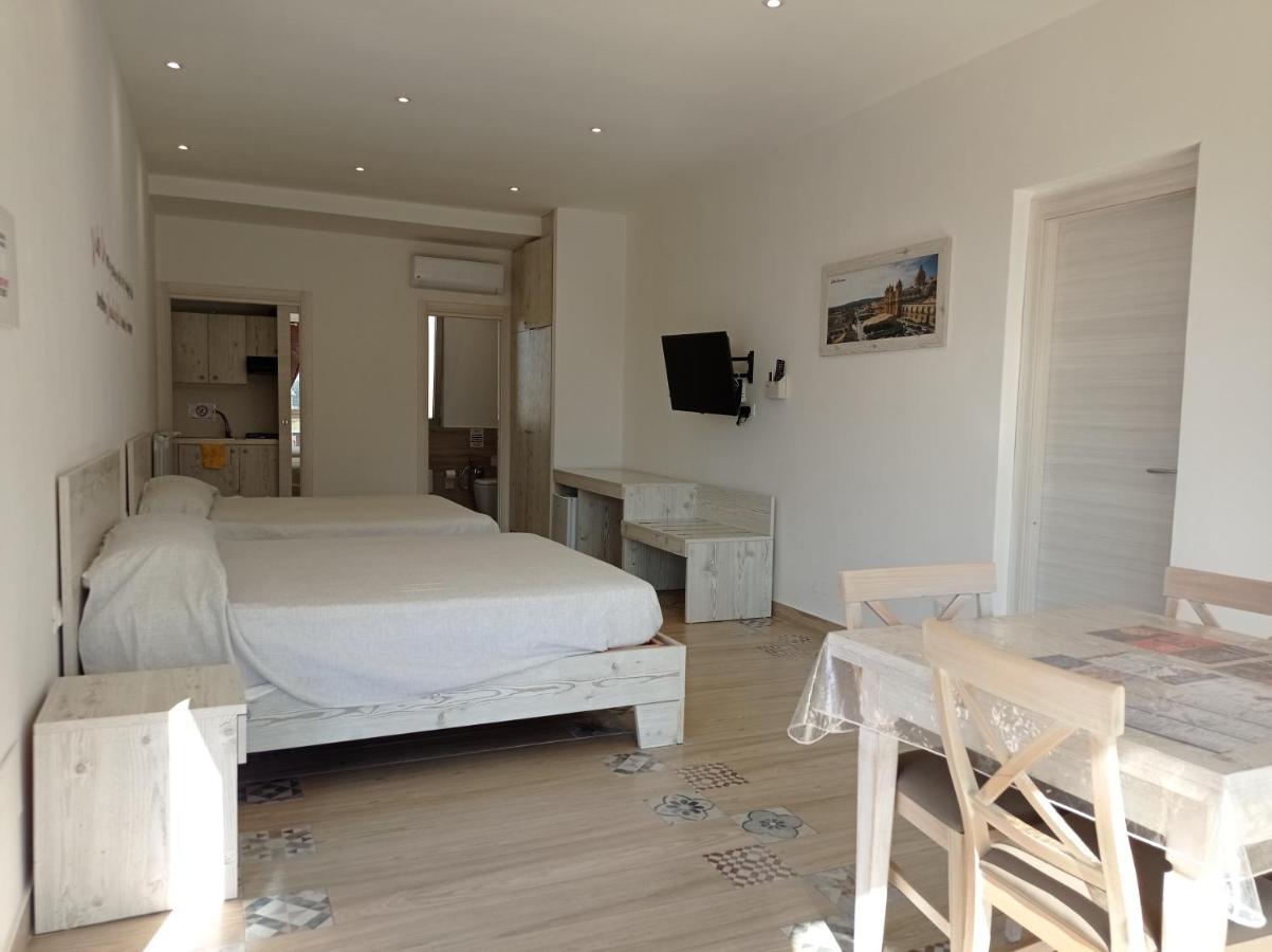 Sicily Rooms Appartamenti Carini Exterior foto